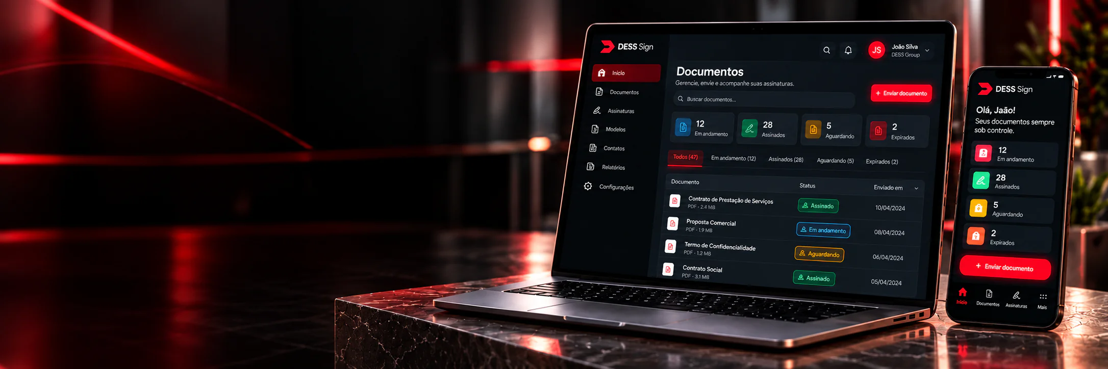 DESS Sign em notebook e celular, com painel de documentos e acompanhamento de assinaturas